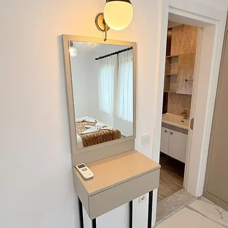 Villa-sleeps 8-parking-pool-bbq 达利安